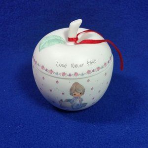 Precious Moments Love Never Fails Apple Trinket Box Gift For Teacher No Box